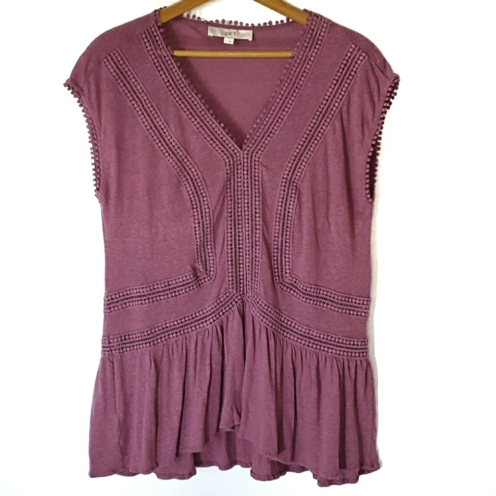 LOFT berry ruffle hem embroidered linen blouse